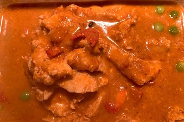 25. Panang Curry (Kip met milde rode curry)